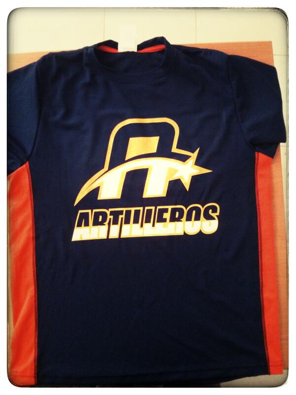 gabyherrera18's tweet photo. Como estamos en pelota ven y has tu t-shert personalizado de tu equipo favorito. http://t.co/g28zwMuA49