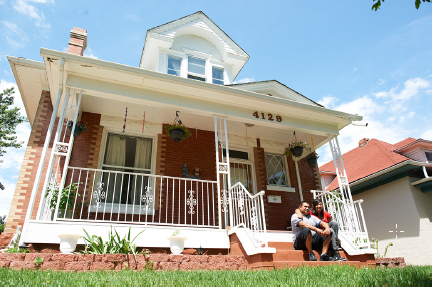 amfam's tweet photo. Do you have the right coverage to protect your home? Talk to an agent and find out. http://t.co/hWc9uoAXvq http://t.co/Lmla75poRl