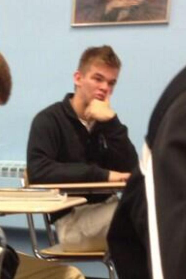 LoomisEvan's tweet photo. This is my best friend @samuel_utley http://t.co/q4jEhX02Wr