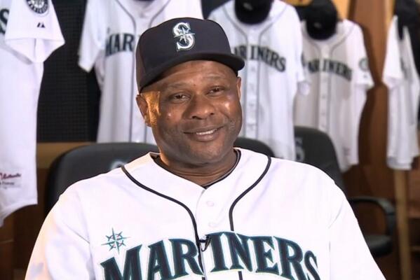 Mariners's tweet photo. VIDEO: Extra Bases with Lloyd McClendon. http://t.co/VsgwD22f8s #MeetMac http://t.co/2DQglp74K9