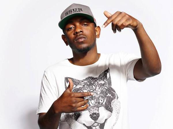 officialUrbanC's tweet photo. Kendrick Lamar Named Rapper of the Year, and Talks a Little About Drake!

http://t.co/5eHjqJA3vD

#urbannews http://t.co/3LqlqqFRmo