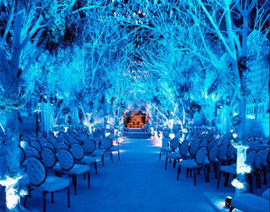 nationalwedding's tweet image. Does this look like your dream #winterwedding ceremony??