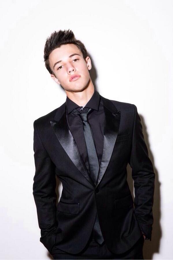 ManCaandy's tweet image. Cameron Dallas 😍