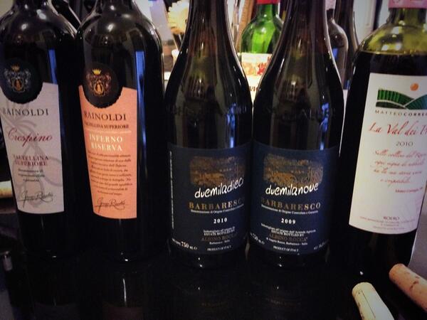 Thanks Mark... interesting <a href="/Fornovino/">Mark Fornatale</a>: Cross-region Nebbiolo today! <a href="/SkurnikWines/">Skurnik Wines</a> <a href="/Roero_Wine/">Matteo Correggia</a> <a href="/CorreggiaG/">Giovanni Correggia</a> "