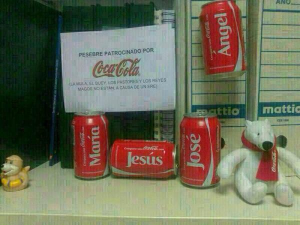 DeboConfesarQue's tweet photo. Este año con la crisi, er Belén será de bajo coste y afectao por un ERE. http://t.co/4LIrjrj5QO