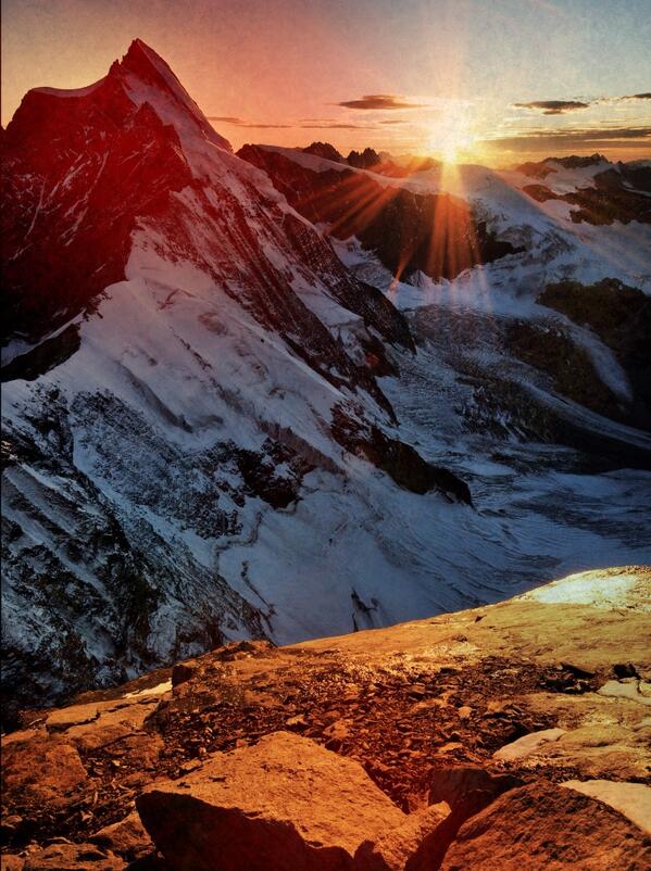 LumiCamApp's tweet image. Check out baddest filter app on iphone!  @lumicamapp #lumicamapp #filter #light #bokeh #vintage #vintage