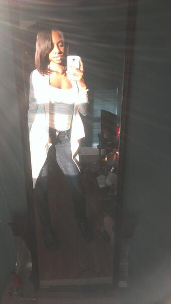 Watch Niya's leaked NSFW photo on TwXstars