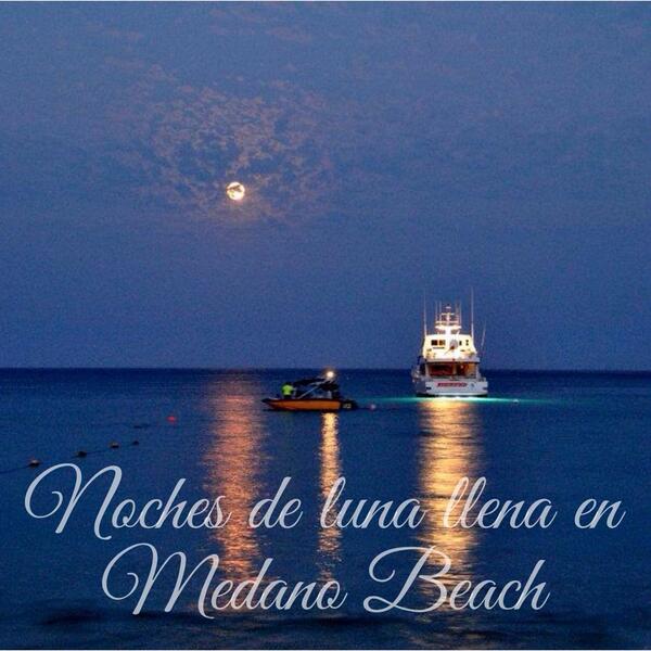 MedanoBeachCabo's tweet photo. Any plans for this Sunday nov 17th? #supermoon #medanobeach #cabo http://t.co/QE5LgnGSLr