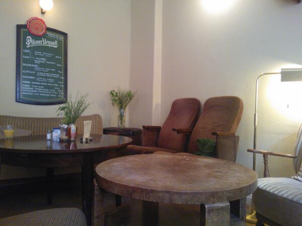 betaanton's tweet image. 55*