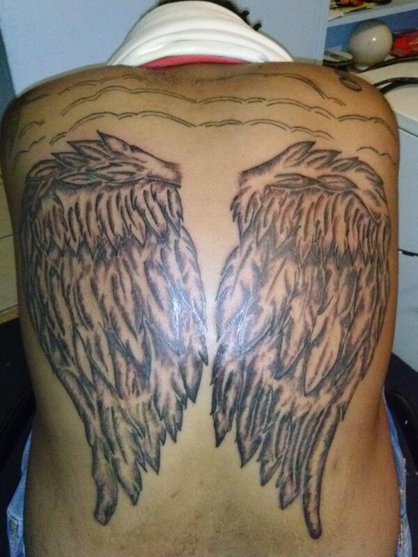 B. Longearth tweet media