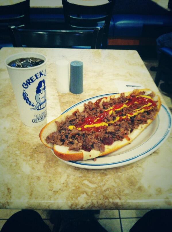HaigJack's tweet photo. What I get at a Greek restaurant #cheesesteak #doubleneatandcheese #workbreak #greeklady http://t.co/MVSCiDZb4o
