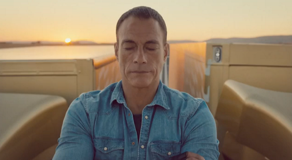 ShinasEstate's tweet photo. Watch Jean-Claude Van Damme carry out his famous split between two reversing trucks.http://t.co/ud5PJcJGeR #volvo http://t.co/mP3zYraZ06