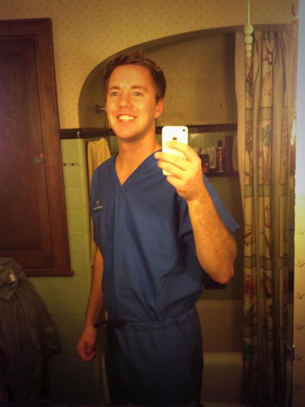 DaneGerous7's tweet photo. Every guy gets random boners, but what if it's in scrubs?? #imwearingcompressionshorts #awkward #firstday http://t.co/QcqsmyYu3a