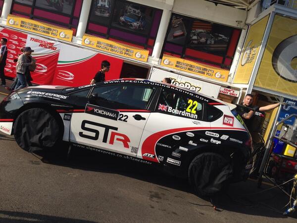 Qualifying delayed! 15:50 at earliest now. #wtcc #MacauGP