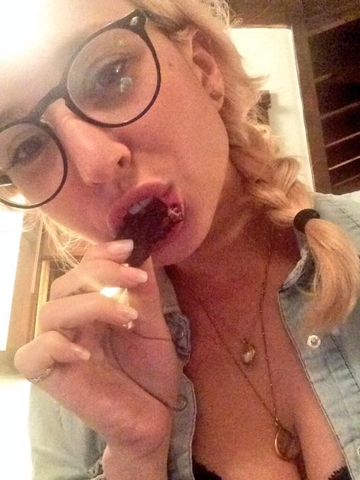 I'll make my jerky and eat it too. #MEAT http://t.co/EC3z1zKdjS<a href="/tag/meat"class="tags">#MEAT</a>