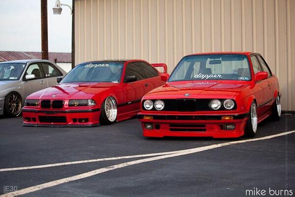 BmwPowerE30's tweet photo. Bmw's E30 y E36 rojos, german style #BmwPower http://t.co/M0mOA8pghe