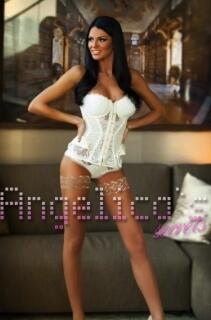 TheGenderGame's tweet photo. Sarah is a..

Female #SVSF http://t.co/ewFZmf6xny