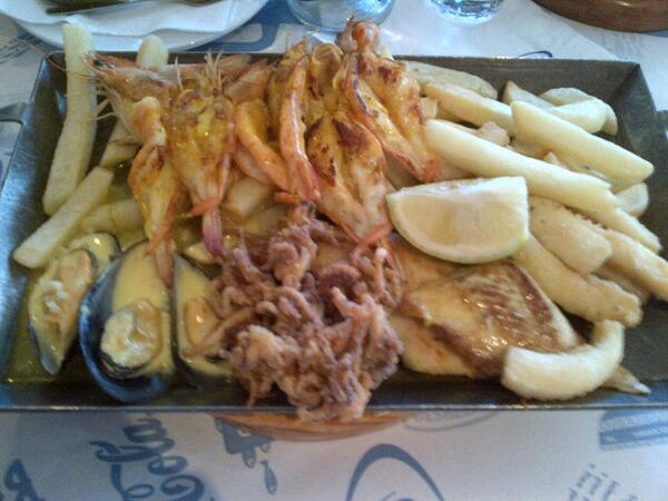 Wat beter as om na n biologie vraestel die week af te sluit met n bietjie seekos saam ou <a href="/rasper9/">Brendon  Nell</a> #oceanbasket