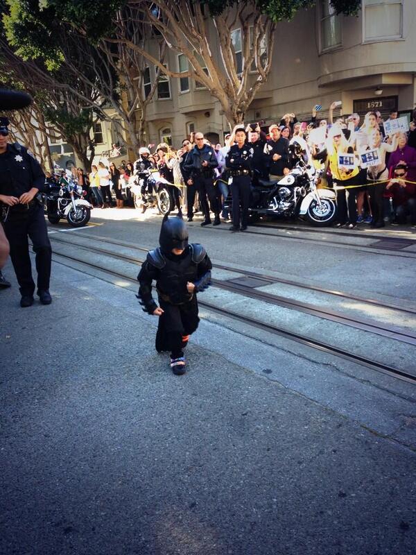 #FollowFriday RT @SFWish: Here he comes!!!! #SFBatkid