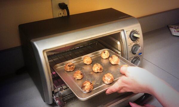 AlbanyBizReview's tweet image. Let's see how this goes - cookies in, we shall see how they look in 10 min