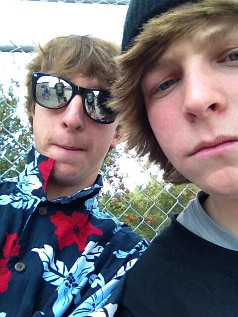 BennyBoopBbylon's tweet image. #popthecollar @dylanhafner25 #alohafridays