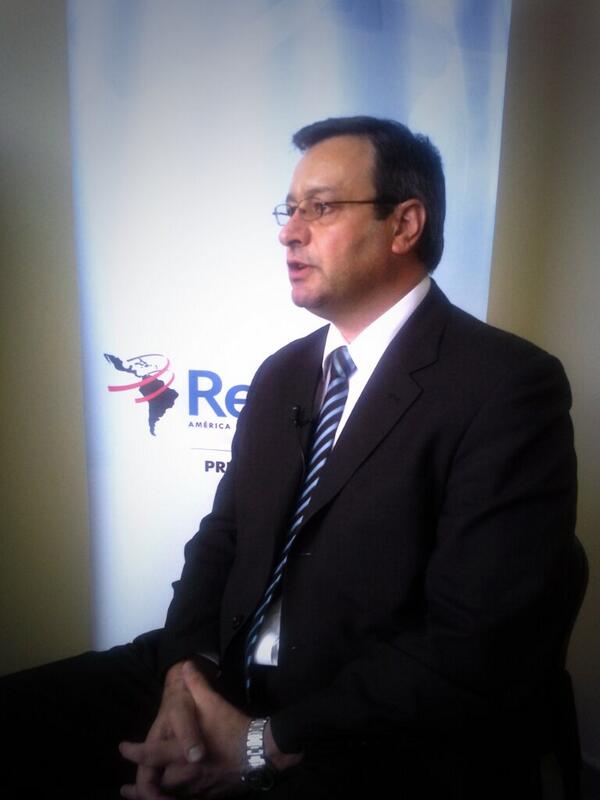 PlanificacionEc's tweet photo. #RedeplanEc
Gabriel Fugroni (Uy), en entrevista, luego de la firma del acta de Asamblea General de Redeplan. http://t.co/ajZ8pGV4EN