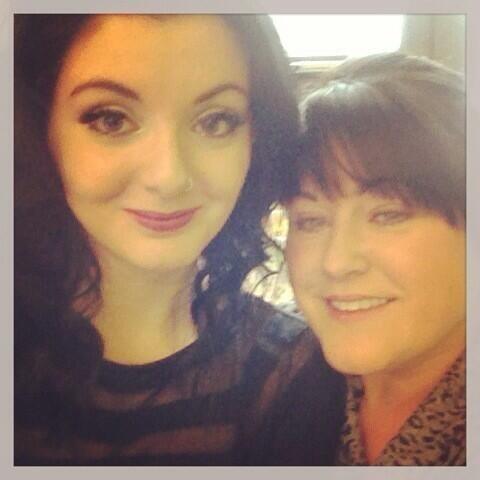 Ellvents's tweet photo. At Ellvents We Love A Good Selfie! #SelfiesWithSarah http://t.co/tvf6SLTz1u