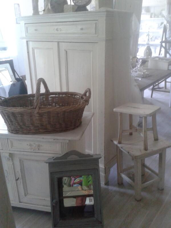 Klaverhofje Brocante (@klaverhofje) on Twitter photo 