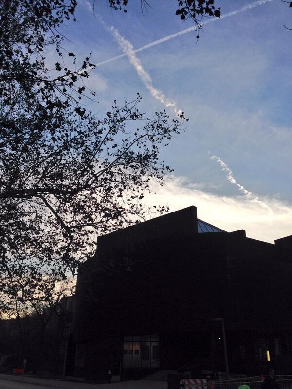SkyBirds5's tweet photo. #Art http://t.co/akymBz8SDg