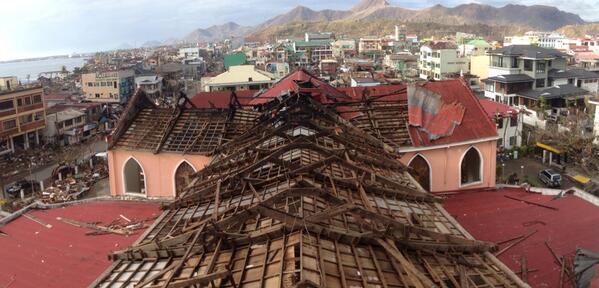 javellanajohn's tweet image. Tacloban Church. 11.16.13 #YolandaPH #HelpTacloban