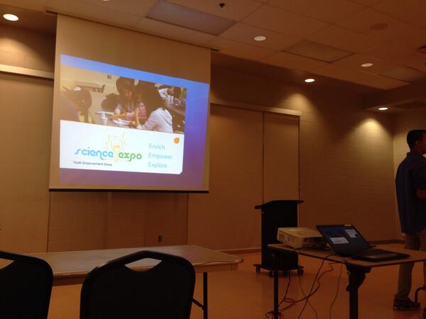 ScienceClubGFSS's tweet image. S/O to @RHSSScienceClub for a great presentation at the @ScienceExpo info night!