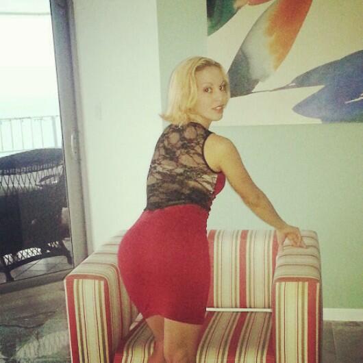 Kittystyleworld's tweet photo. Kiss my ass,  bitch .... lol http://t.co/PBwJRmZlAe
