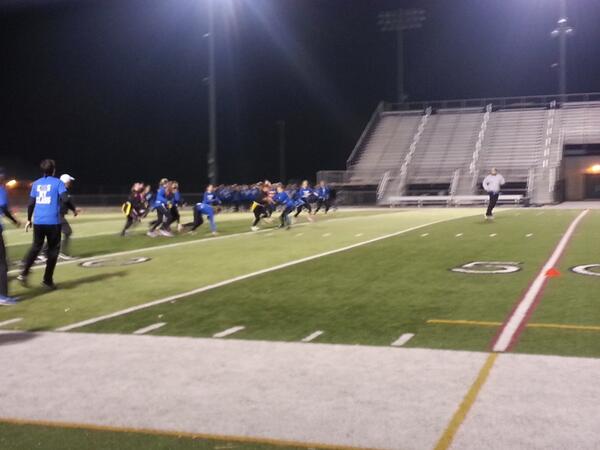 FlickingerSTEM's tweet image. Juniors and seniors currently tied halfway through the championship game