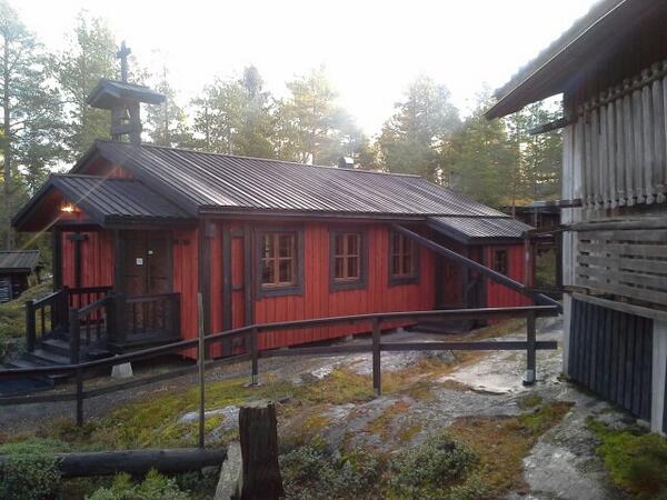 korpijaakko's tweet image. Copy of the world's Northernmost church from Thule region at #Nanoq the #Arctic #musuem in #Finland.