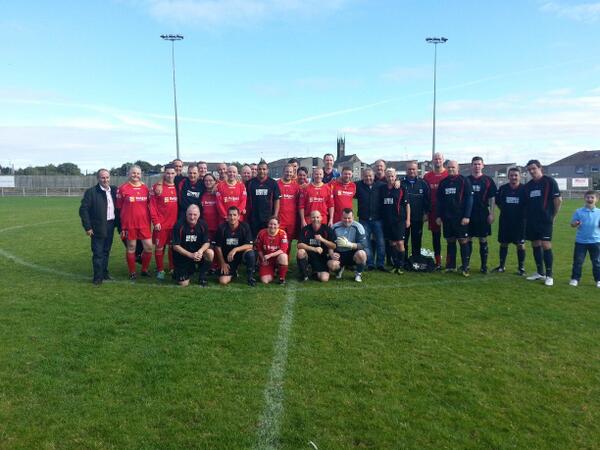 ColtsKeepers's tweet photo. Another photo I came across from a game I played with Pumpherston Dukla against a select team for MND Scotland! http://t.co/uKtVD5MFpX