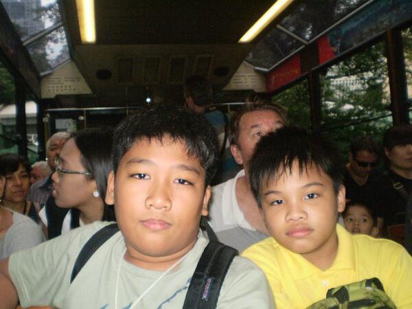 _marylouiseee's tweet image. HAHAHAHAHAHAHAHAHHAHAHA ew jeje hahahaha #Tababoy @QueeezoooReaaal @akosijullia