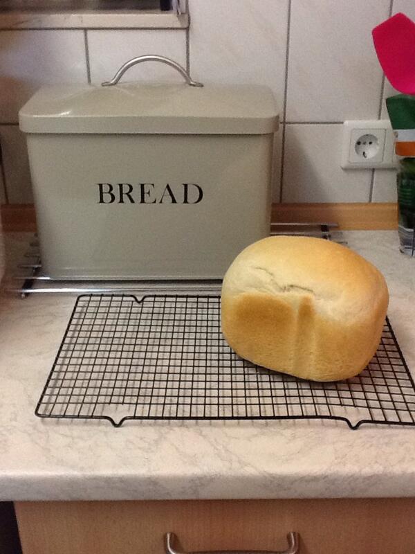 My first loaf just cooling before being put into this VERY smart bread bin <a href="/Juliach60/">Julia C-H</a> <a href="/Missus0_0/">Julia Charlton</a>