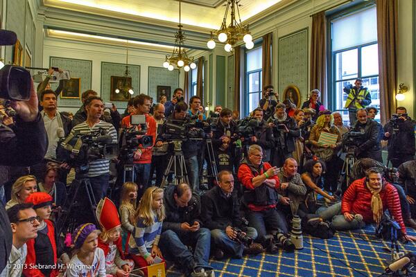 @JoostvanKeulen <a href="/miekelvdzande/">Miekel van der Zande miekelvanderzande.bsky.social</a> Intocht perfect georganiseerd voor de pers! Gastvrij Groningen.