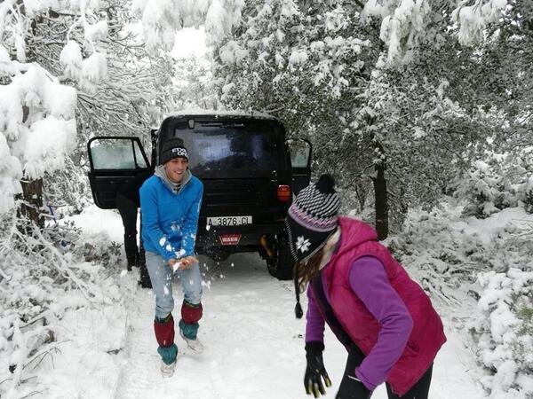 mauroribera2's tweet photo. Hem passat un dia genial de neu!!! http://t.co/ebug7YokNQ