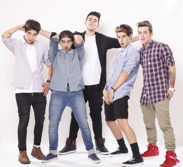 janoskians's tweet photo. http://t.co/UqNDMVBwfr http://t.co/X4Au0otOyy
