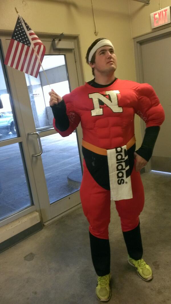 K_Mo17's tweet photo. Mr. "N"Credible is ready for the Hukser game!  #ownthecampus http://t.co/36CewpBy22