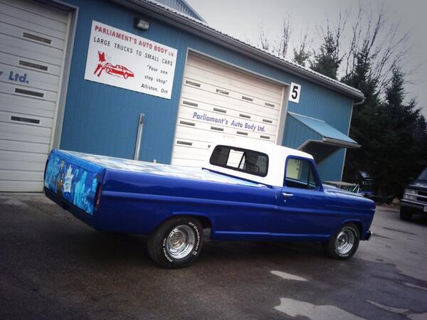 ParliamentsAuto's tweet photo. Good day at the shop, had the 67 F100 running and driving for the first time.Have more pics posted soon. @darrigoart http://t.co/XzqOgadZSS
