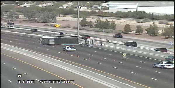 ArizonaDOT's tweet photo. CLOSED: I-10 WB is closed at Speedway in #Tucson because of a rollover. Traffic reenters at Speedway. Expect delays. http://t.co/yHMoaCzjx3