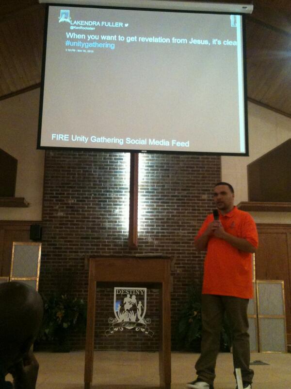 CarliEdwards's tweet image. @MIDDLEMOSS1987 Action takes work!! #unitygathering 2013 #kingdomtakeover