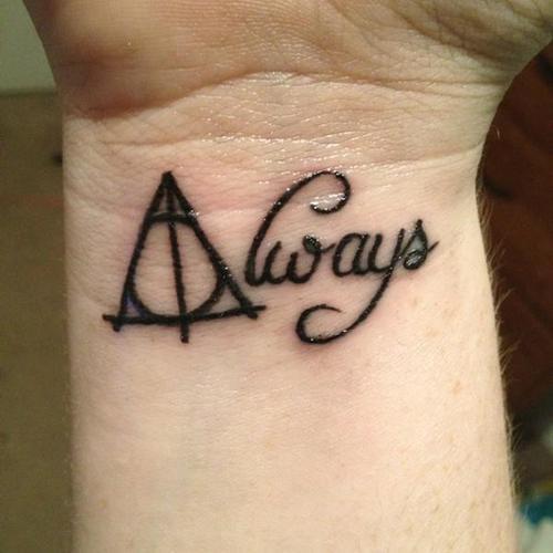 Mollie_L0uise's tweet photo. This is the Harry Potter tattoo I want and I'm scared of needles but I really want it http://t.co/4P9vmJcTWU