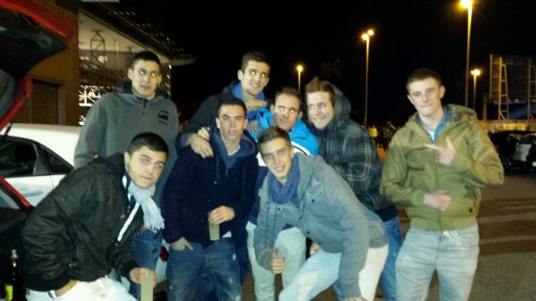 rochetrafel's tweet photo. Ke pasaaaa  @quique_varella @xulencio @kelogar27 @piqueer @piqueer @jaumerafel20 http://t.co/3k6KSvP55r