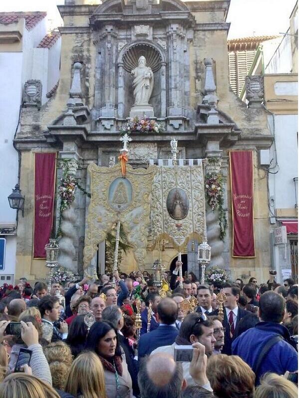 JRociero's tweet image. Córdoba ,Cabra y Lucena han venido con Priego y Puente Genil para empaparse de Rocío junto a la Hermandad Matriz!