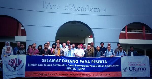 Kang <a href="/ridwankamil/">Ridwan Kamil</a>, kmrn Asklin kota Bdg dan @bplh_kotabdg mengadakan bintek pembuatan SPPL utk klinik di kota Bdg #