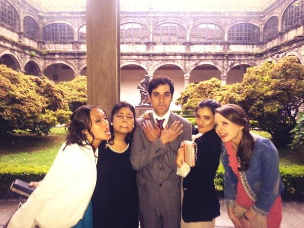 sandragrandio's tweet photo. Quero reunión da KB, teño morriña de vos @laurabalbona @SaraCes @SalomeRL @Gonzalothehero http://t.co/LLmjqnQ4ne