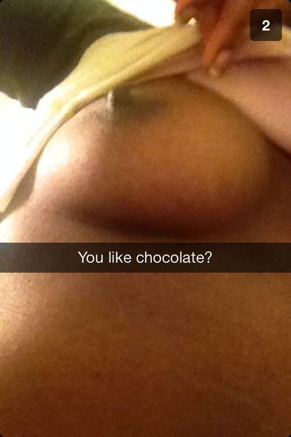 Lovesick1014's tweet photo. WHO DOESNT?  #snapchatnudes #tits #Snapchat me at NudeSnapMe http://t.co/Mz2m2blCfj